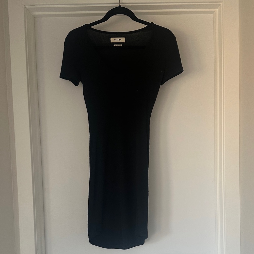 GOLDEN by TNA (Aritzia) V-Neck Black Mini Dress (XXS)